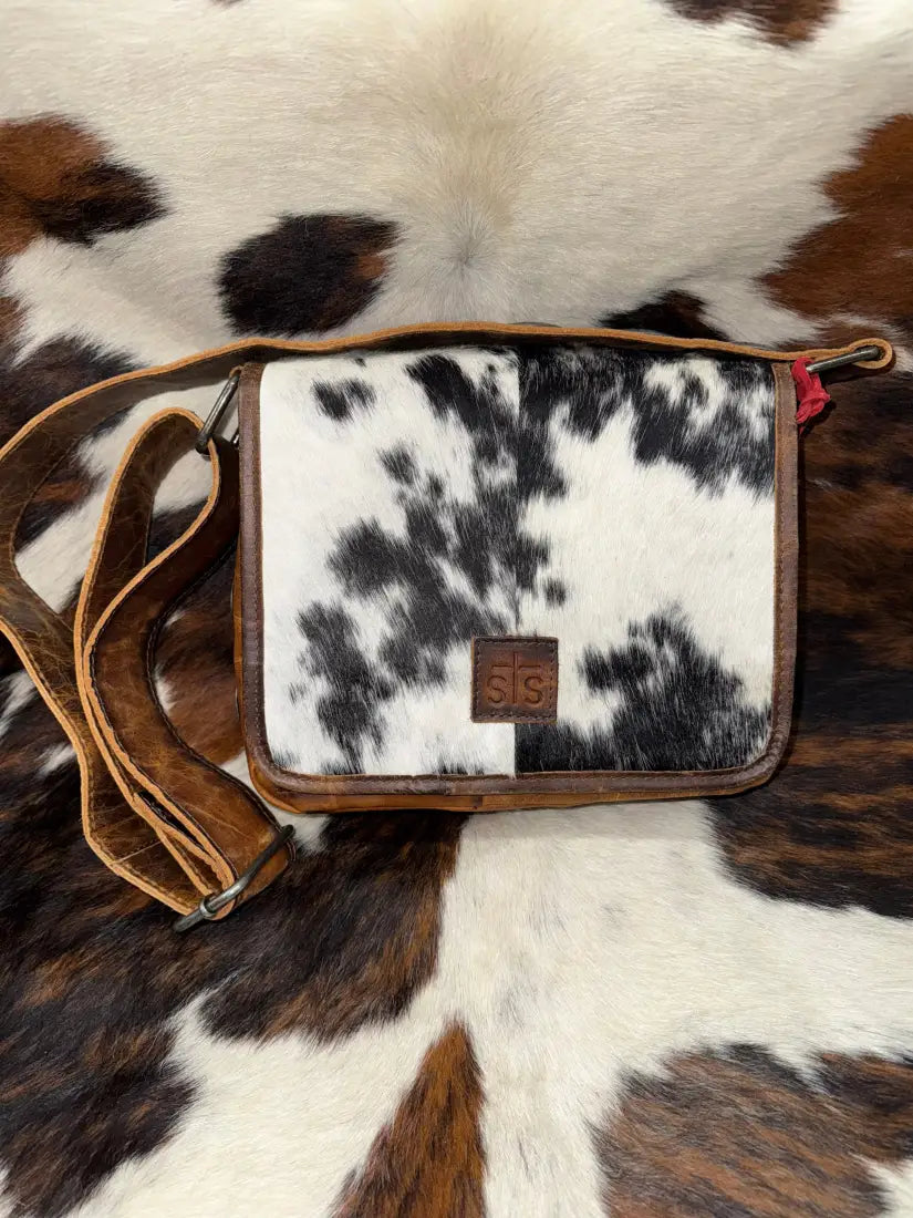 STS Vaquero Della Crossbody Style A Purse
