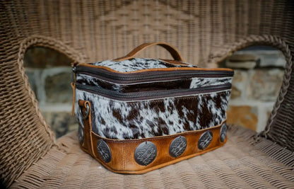 STS Vaquero Glamour Makeup Bag Purse