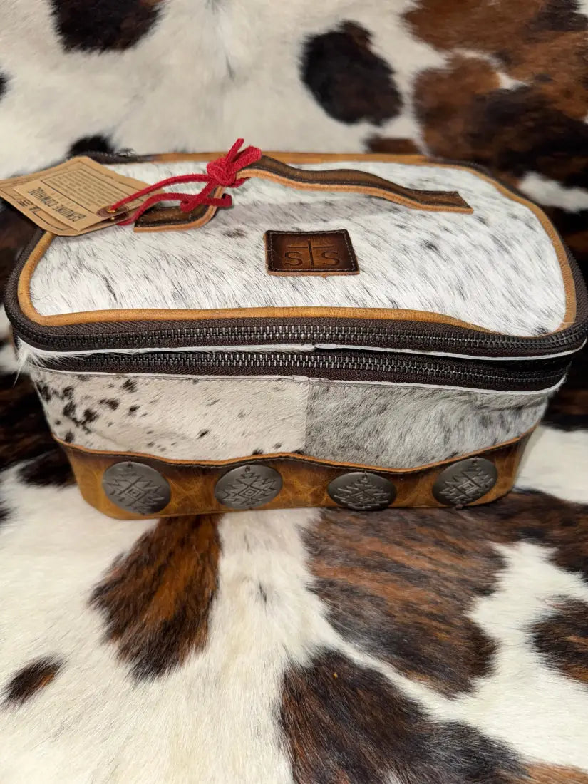 STS Vaquero Glamour Makeup Bag Style A Purse