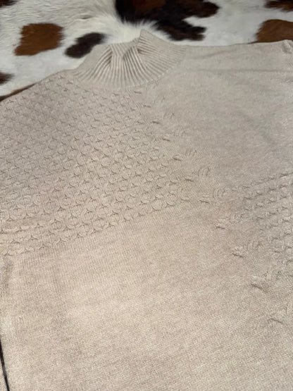 Trisha Tyler Women’s Beige Stitch Marielle Sweater Women’s Sweater