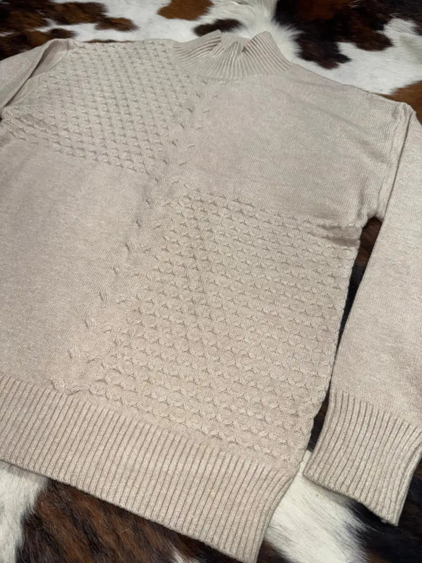 Trisha Tyler Women’s Beige Stitch Marielle Sweater Women’s Sweater