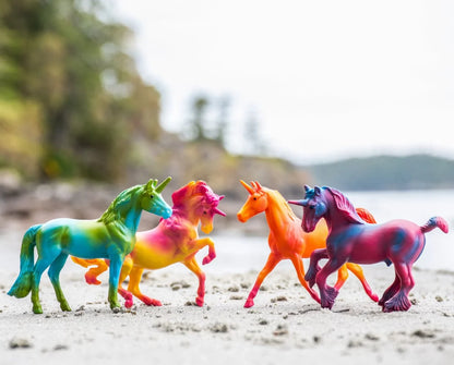 Breyer Stablemates "Unicorn Swirl Gift Set"