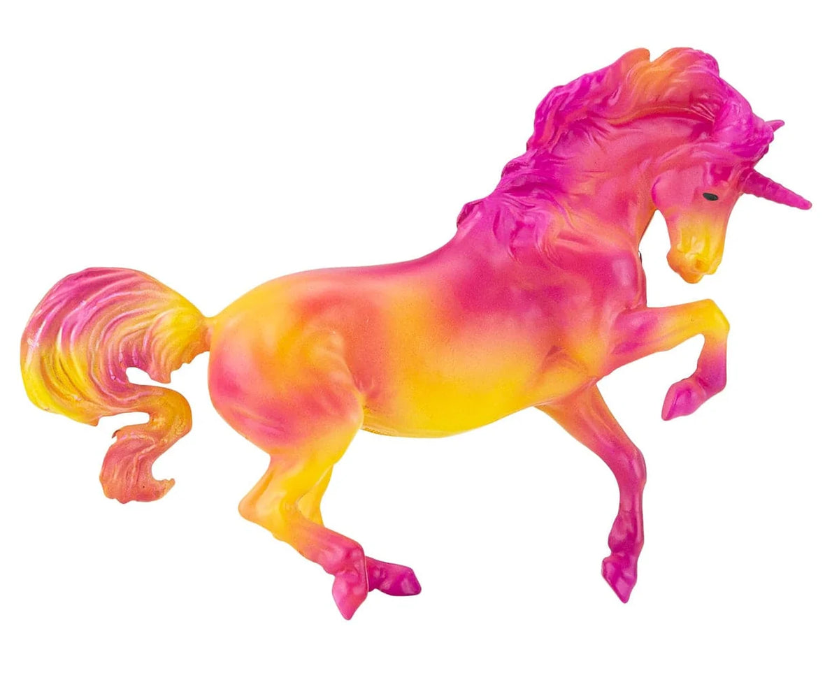 Breyer Stablemates "Unicorn Swirl Gift Set"