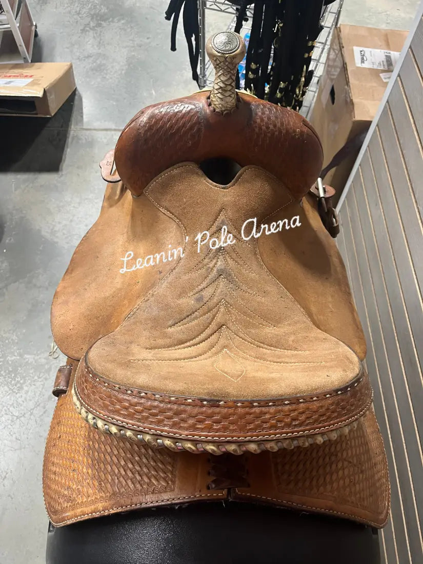 Used. Herford 15’’ Barrel Saddle 15’’ Used Saddle