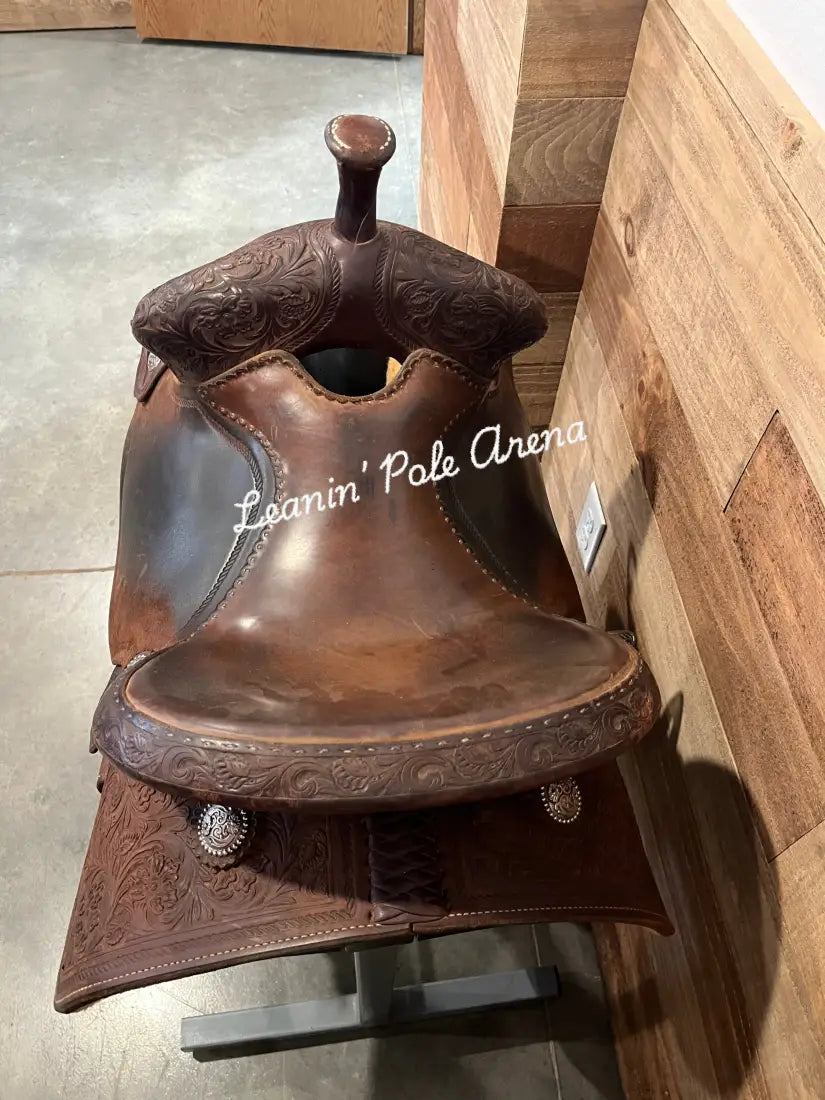 Used. Martin Stingray 13.5’’ Barrel Saddle #00471 13.5 / 7’’ Used Saddle