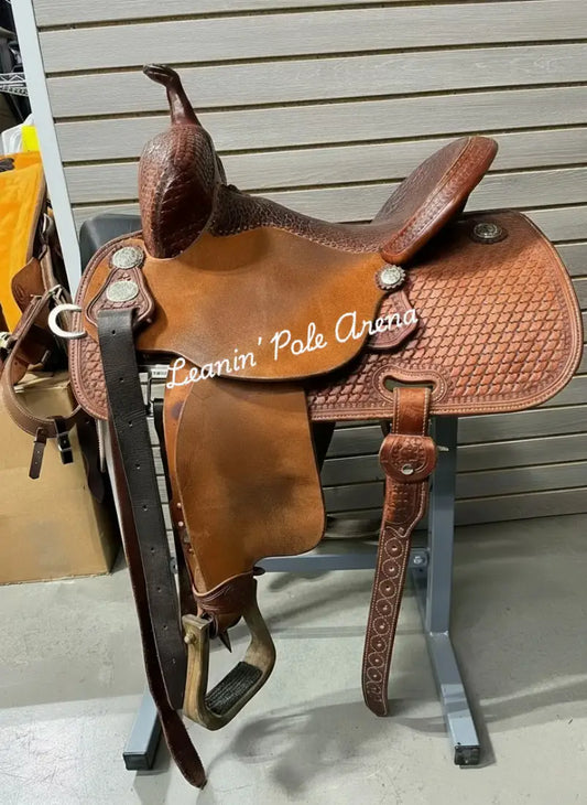 Used Martin Stingray 15’’ Barrel Saddle #01316 15’’ / 7’’ Used Saddle