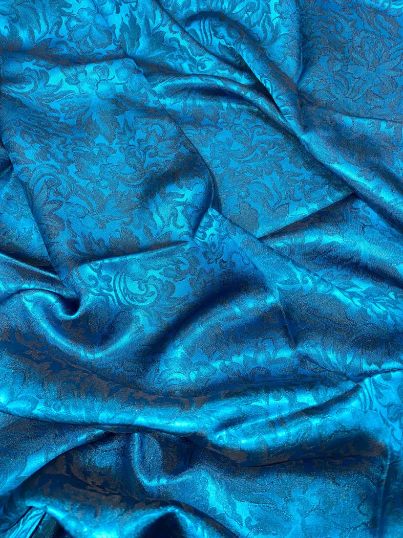 Wild Rags by Lois - Jacquard Caribbean / 36x36 Wild Rags & Scarves