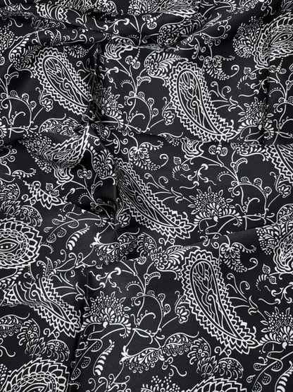 Wild Rags by Lois - Paisley Vine White/Black / 36x36 Wild Rags & Scarves