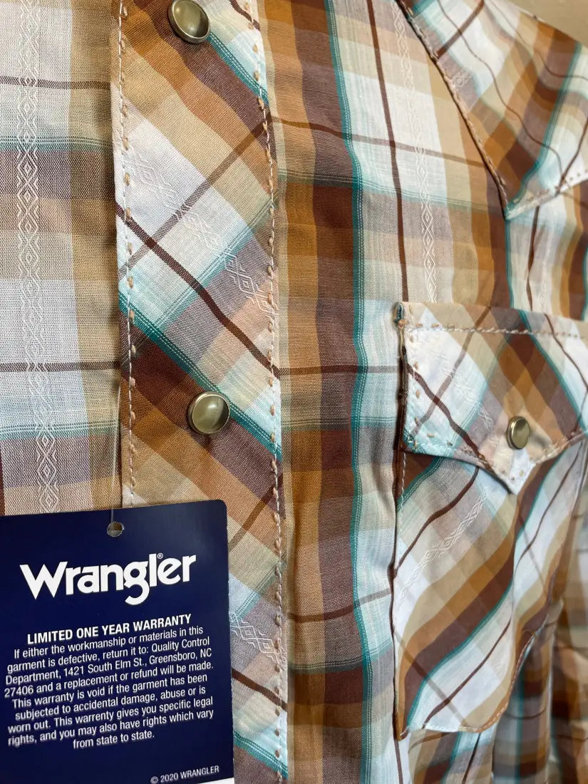 Wrangler Men’s Brown Plaid Western Shirt Men’s Western