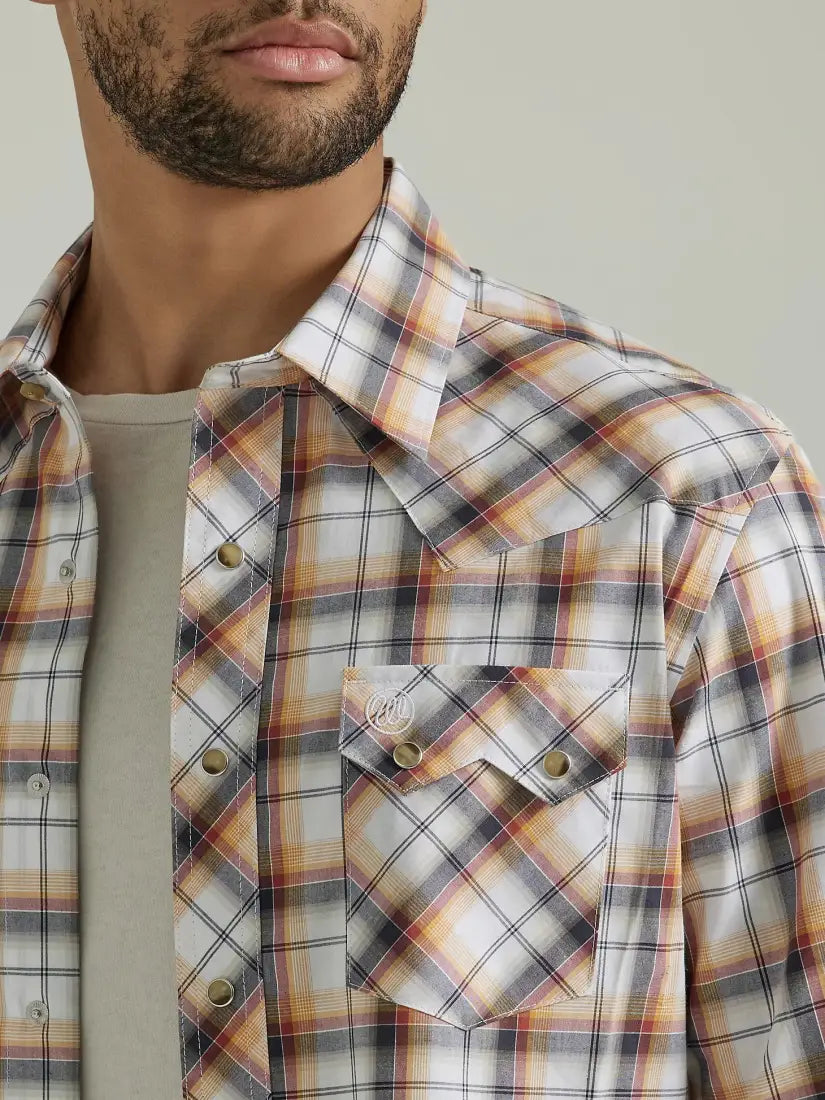 Wrangler Men’s Retro Spiced Plaid Western Shirt Medium Men’s Western