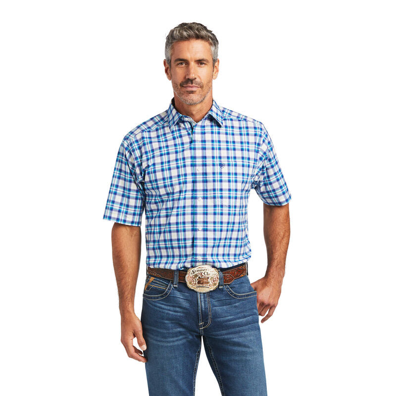 Ariat Men's Pro Series Blue Plaid Isai Short Sleeve Western Shirt