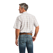Load image into Gallery viewer, Ariat Men&#39;s Evander Short Sleeve Western Shirt
