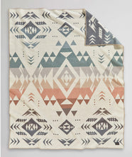 Load image into Gallery viewer, Pendleton Jacquard Napped Agate Beach Wool Blanket
