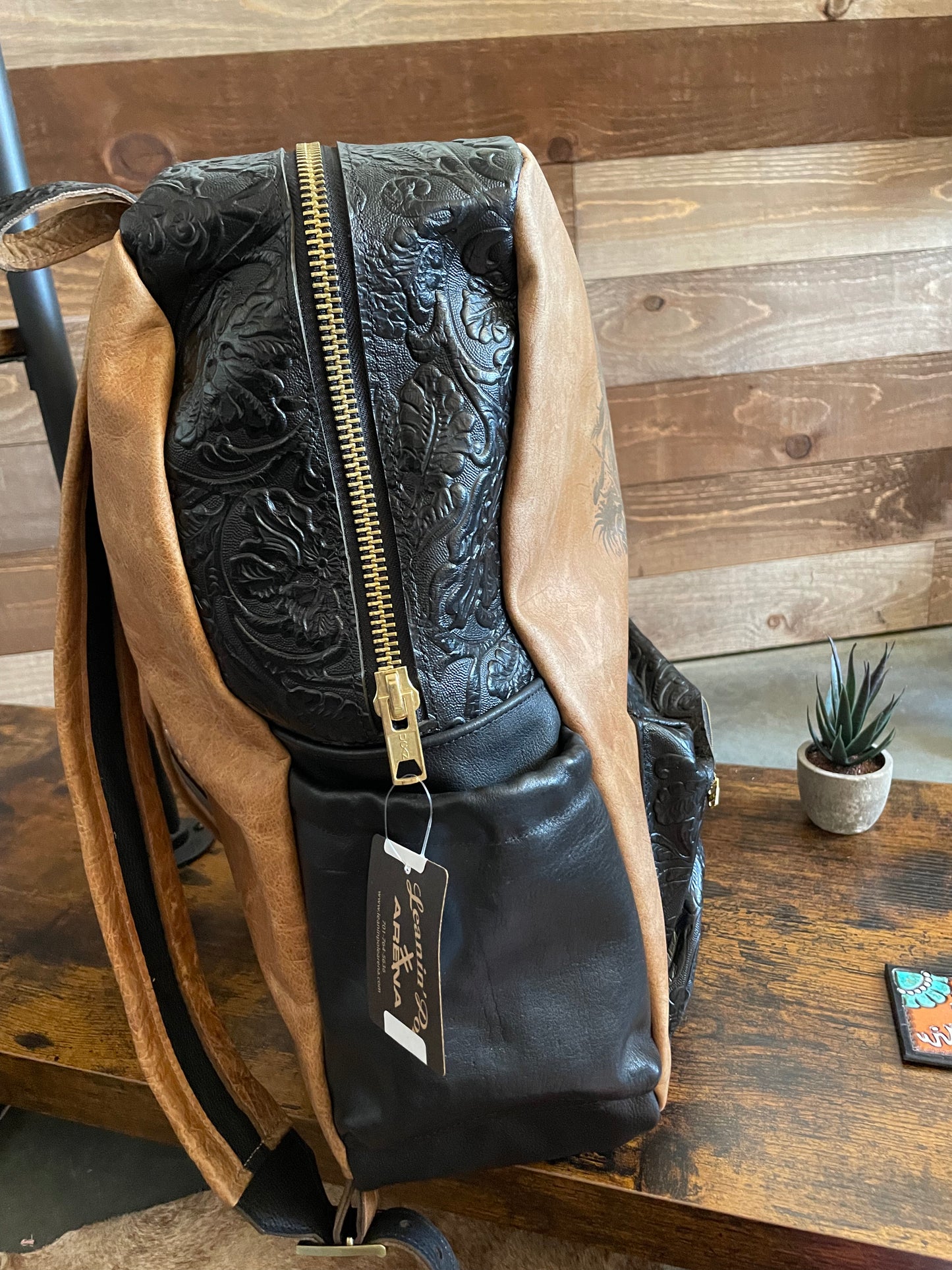 TWH Buck 'Em Blu Leather Backpack