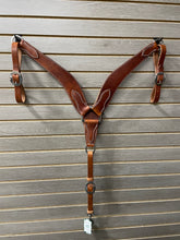 Load image into Gallery viewer, Berlin Roper Breastcollar - 2.5&quot;
