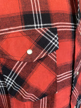 Load image into Gallery viewer, Wrangler Men&#39;s Lightweight Sport Flannel Western Shirt
