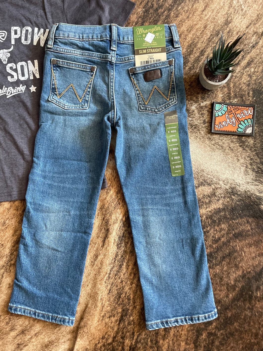 Wrangler Boy's Retro Regular Slim Straight Jean