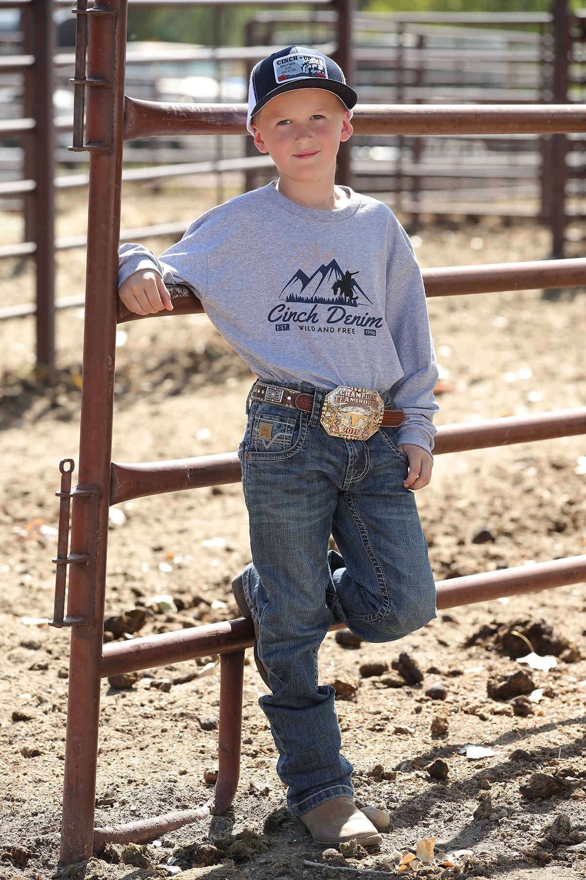 Cinch Boy's Heather Gray Mountains Long Sleeve T-Shirt