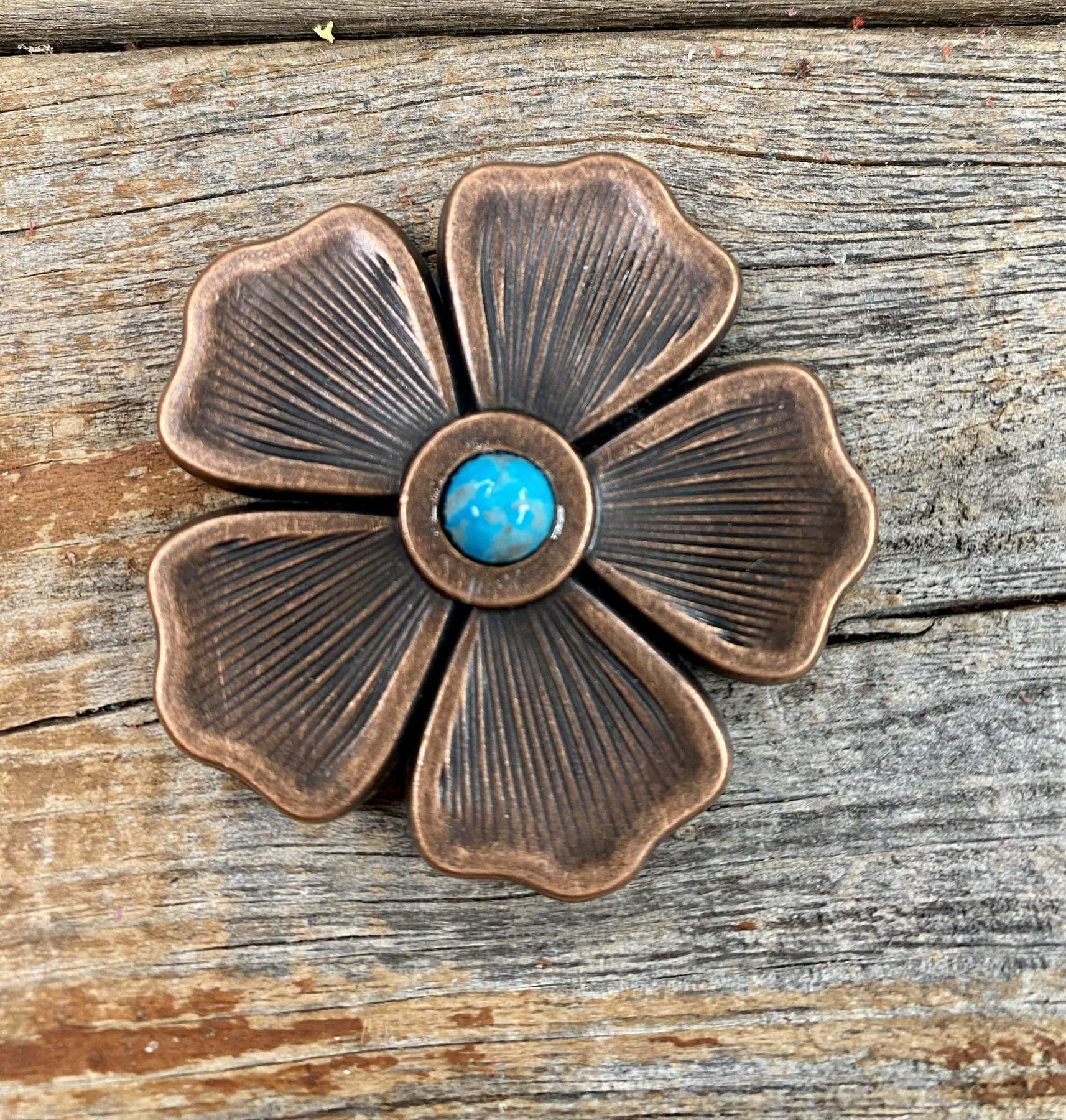 Copper Flower Turquoise Conchos - Set of 6 – Leanin' Pole Arena